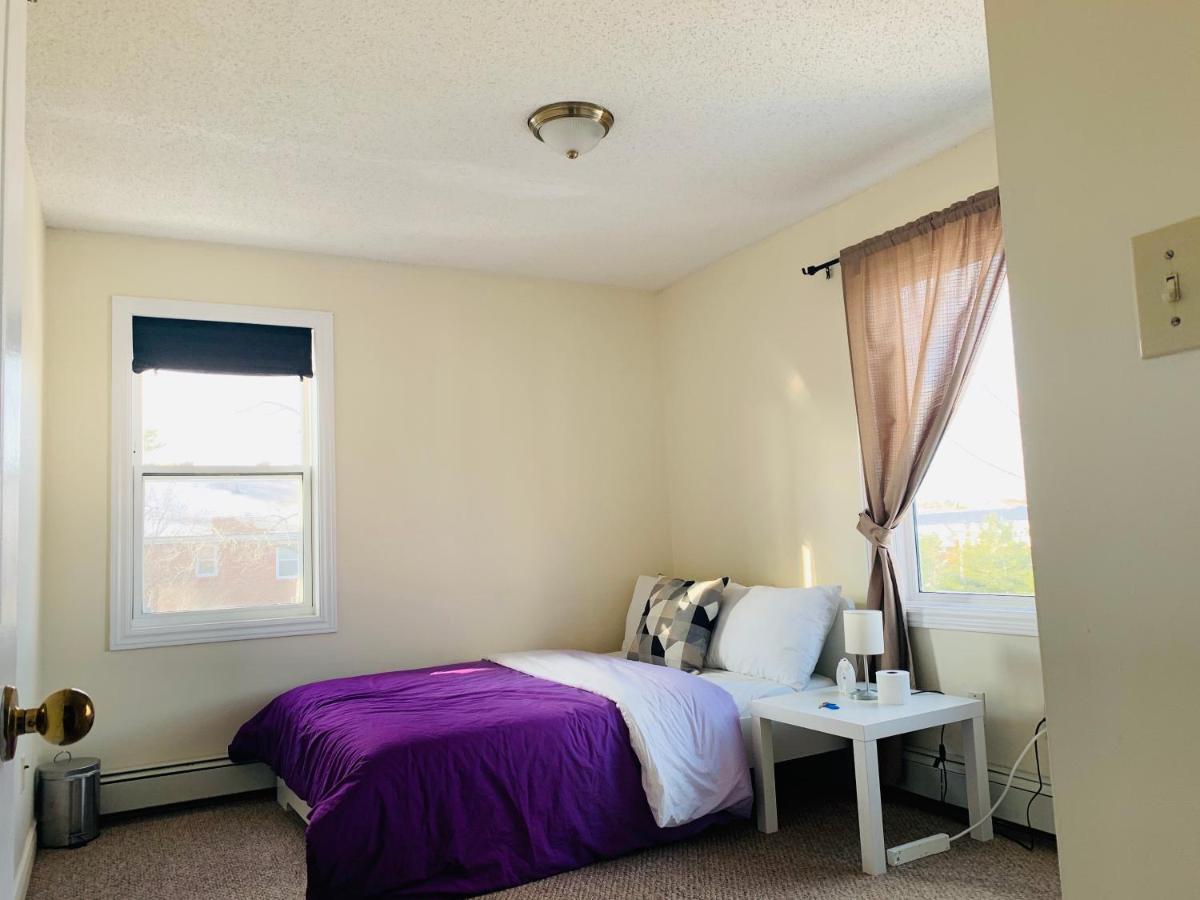 Private Fully Furnished Room In Halifax Shared Washroom Esterno foto